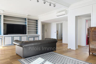 Appartement - 81 m² - 3 pièces