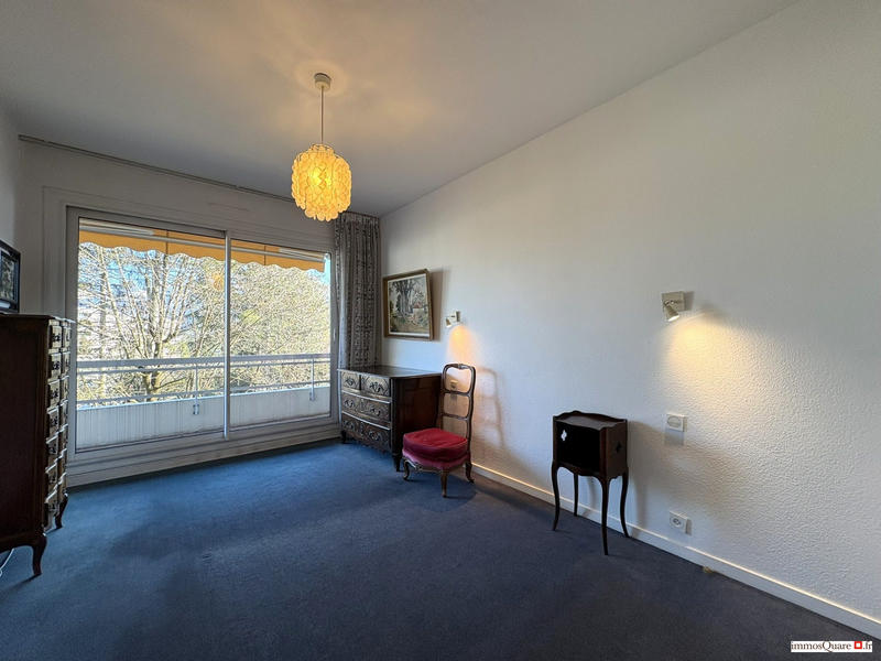 Appartement - 169 m² - 7 pièces