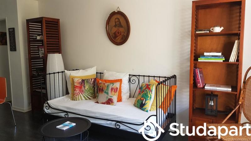 Chambre - 11 m² - 1 pièce