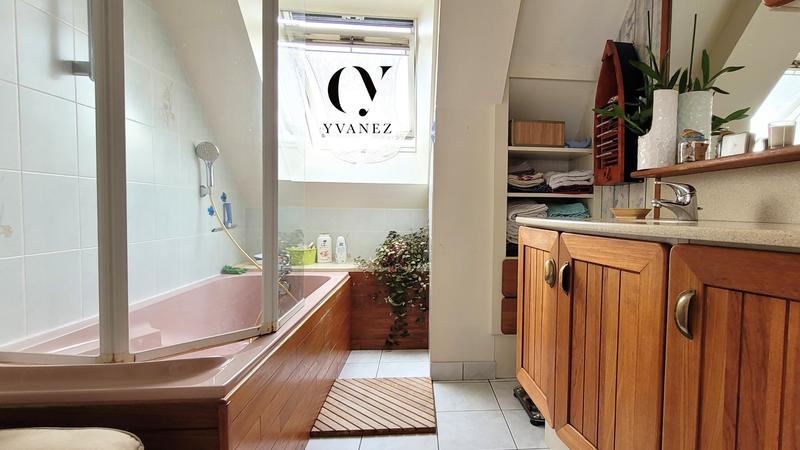 Maison - 136 m² - 7 pièces