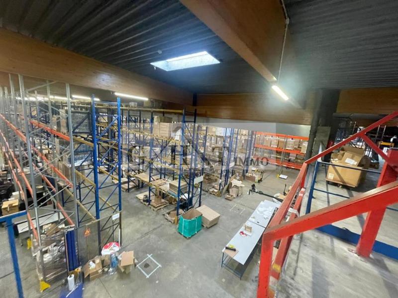 Entrepôt - 5 023 m²