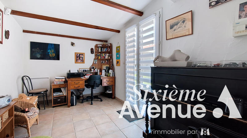 Maison - 111 m² - 5 pièces