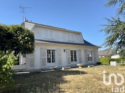 Maison - 166 m² - 6 pièces