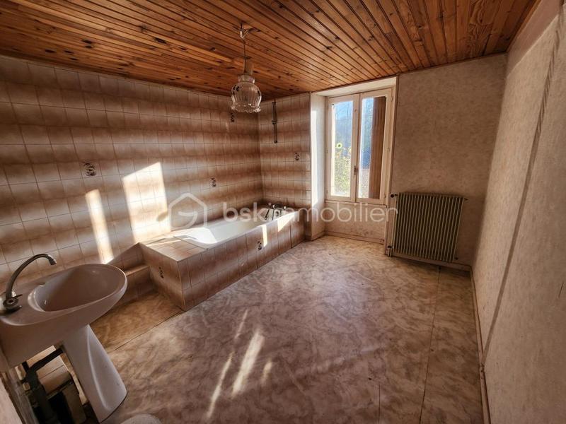 Maison - 152 m² - 5 pièces