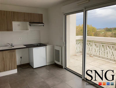 Appartement - 2 365 m² - 1 pièce