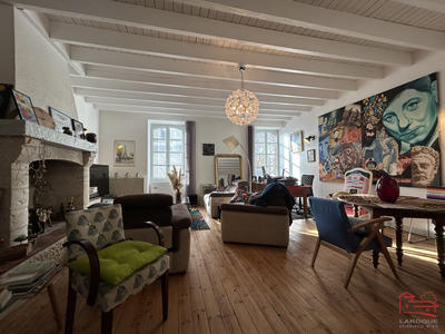 Maison ancienne - 275 m² - 9 pièces