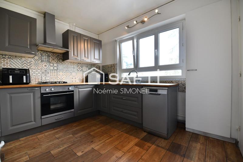 Appartement - 100 m² - 6 pièces