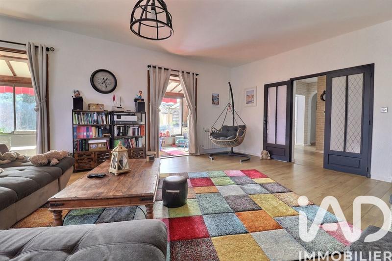 Maison - 287 m² - 8 pièces