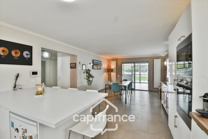 Maison - 187 m² - 7 pièces