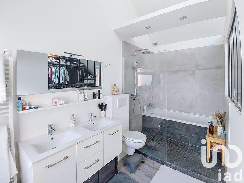 Maison - 158 m² - 5 pièces