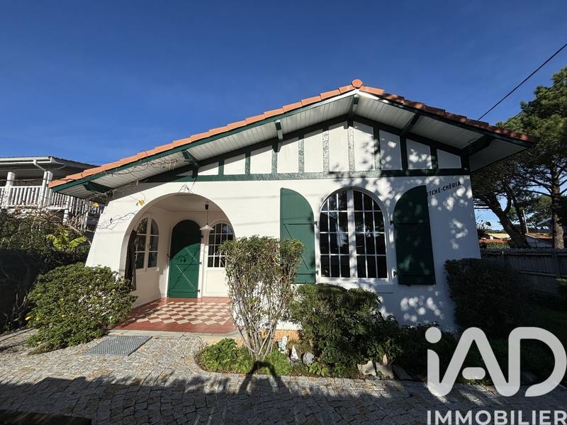 Maison - 85 m² - 5 pièces