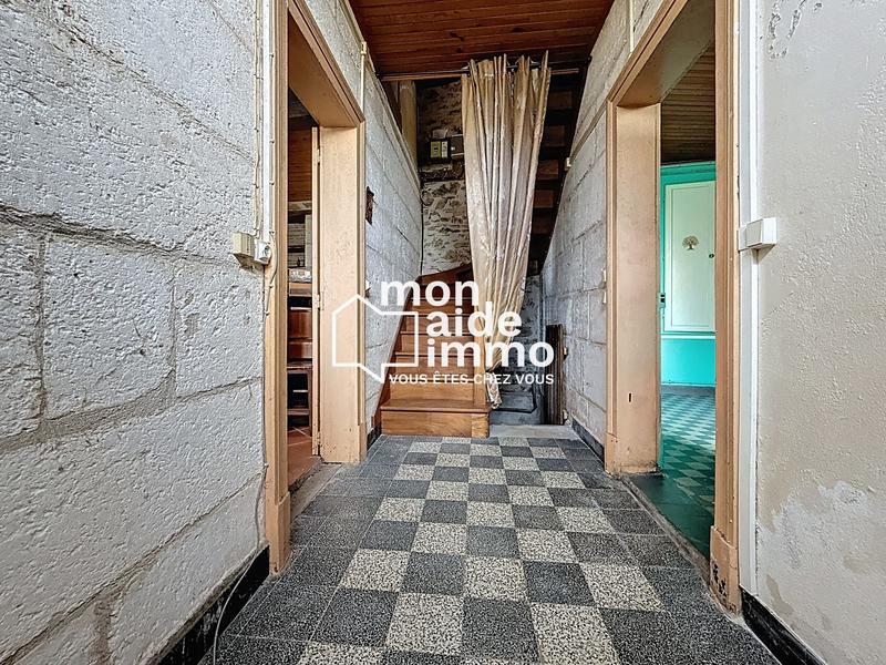 Maison - 355 m² - 10 pièces