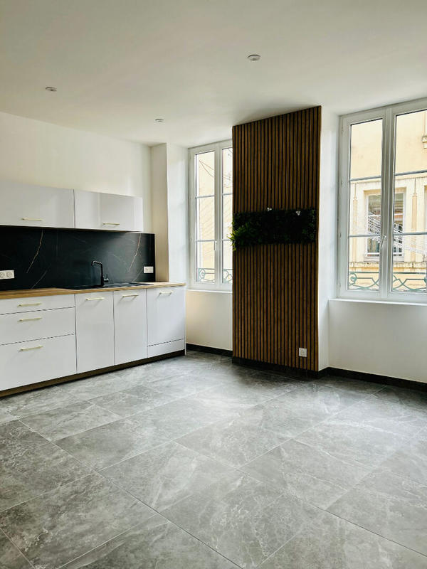 Appartement - 111 m² - 5 pièces