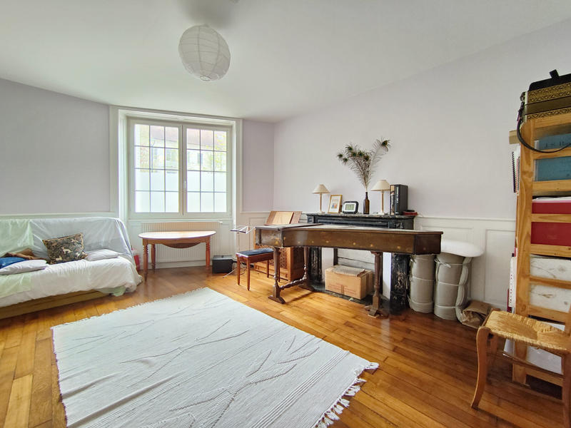 Maison - 186 m² - 6 pièces