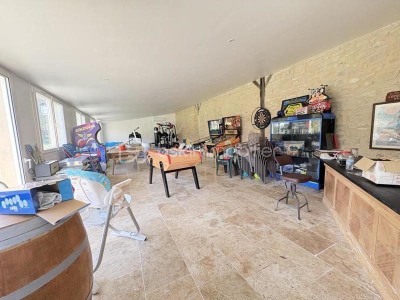 Maison ancienne - 350 m² - 8 pièces