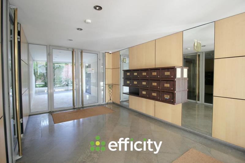 Appartement - 80 m² - 3 pièces