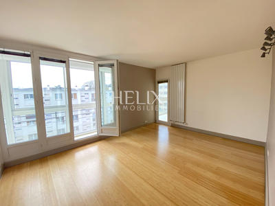 Appartement - 80 m² - 5 pièces
