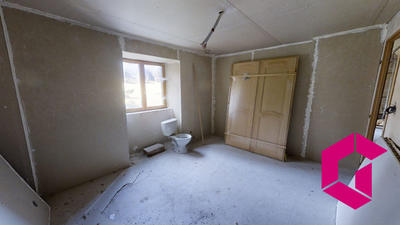 Maison ancienne - 210 m² - 6 pièces