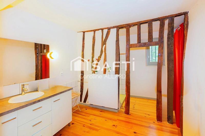 Maison - 204 m² - 7 pièces