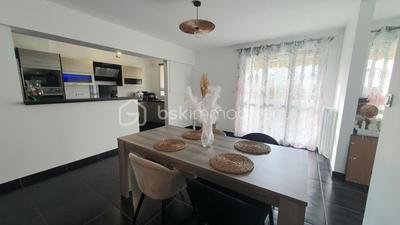 Appartement - 77 m² - 4 pièces