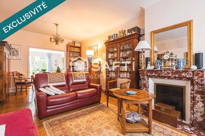 Maison de ville - 136 m² - 5 pièces