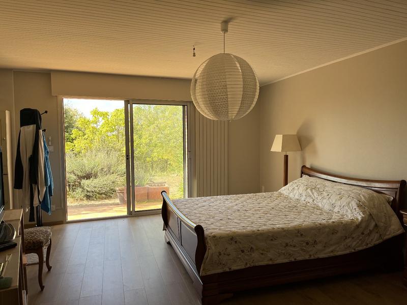 Maison - 342 m² - 10 pièces