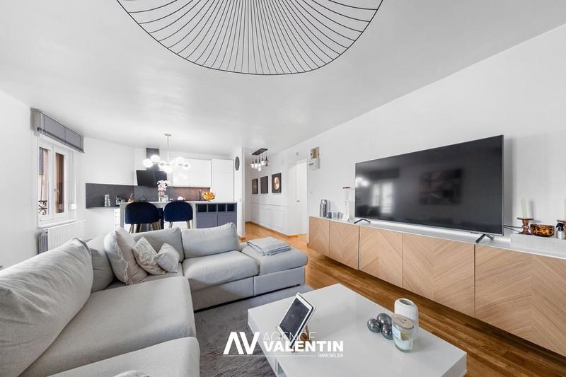 Appartement - 112 m² - 6 pièces