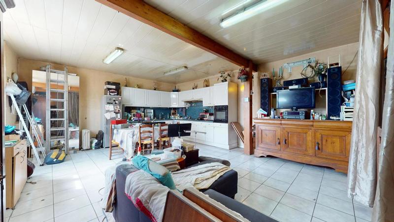 Maison - 210 m² - 7 pièces