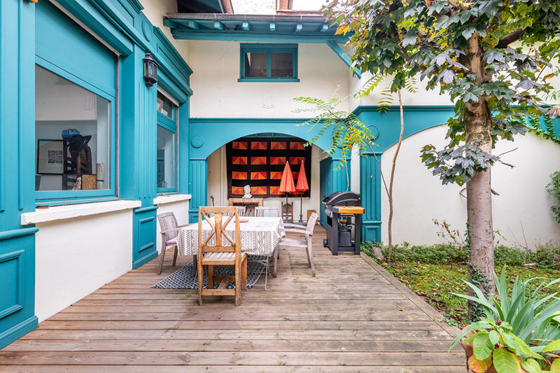 Appartement - 219 m² - 5 pièces