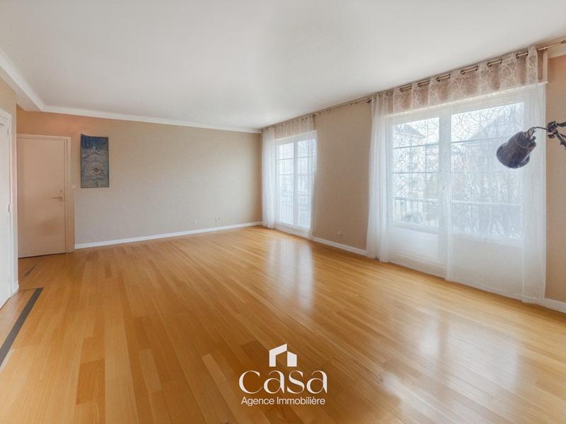 Appartement - 91 m² - 5 pièces