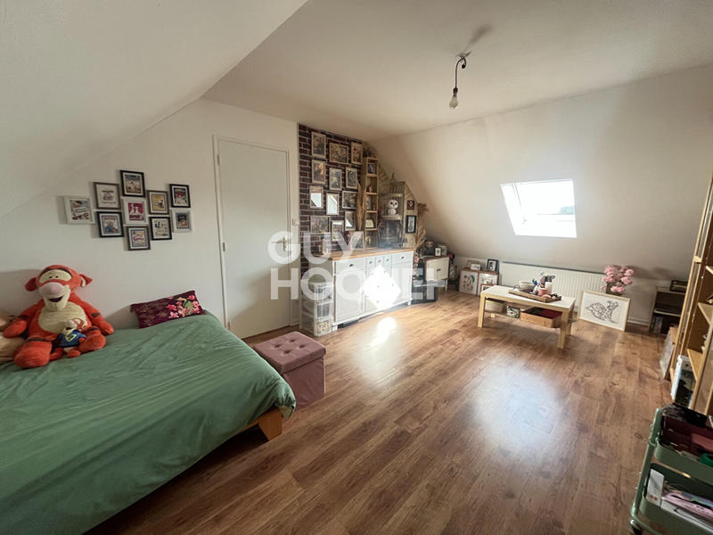 Maison - 90 m² - 5 pièces