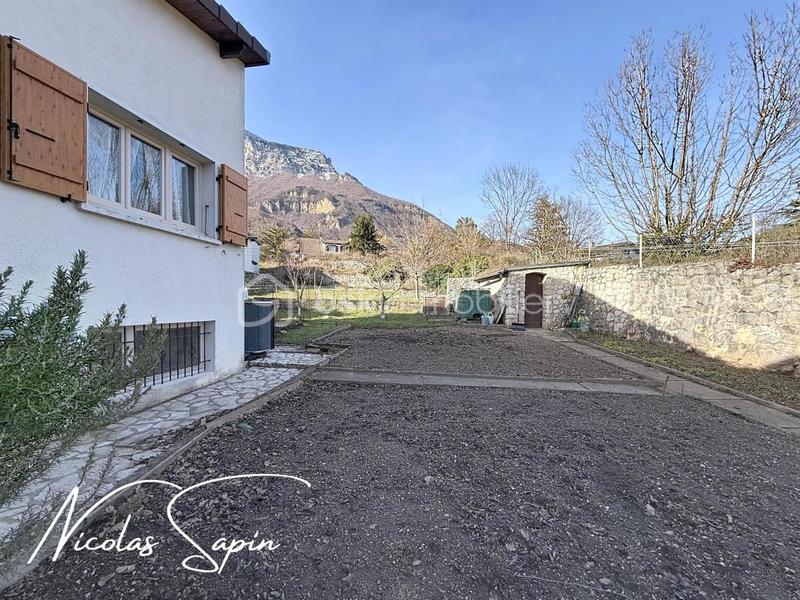 Maison - 91 m² - 5 pièces