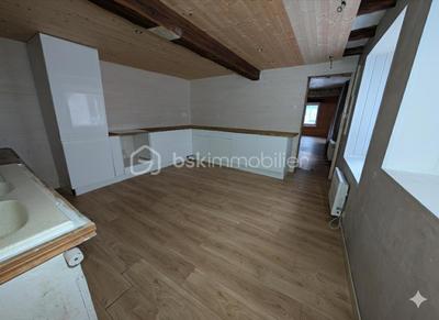 Maison de village - 192 m² - 6 pièces