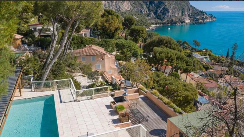 Maison - 271 m² - 7 pièces