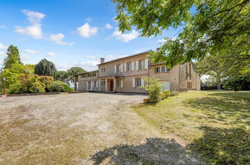 Ferme - 525 m² - 10 pièces