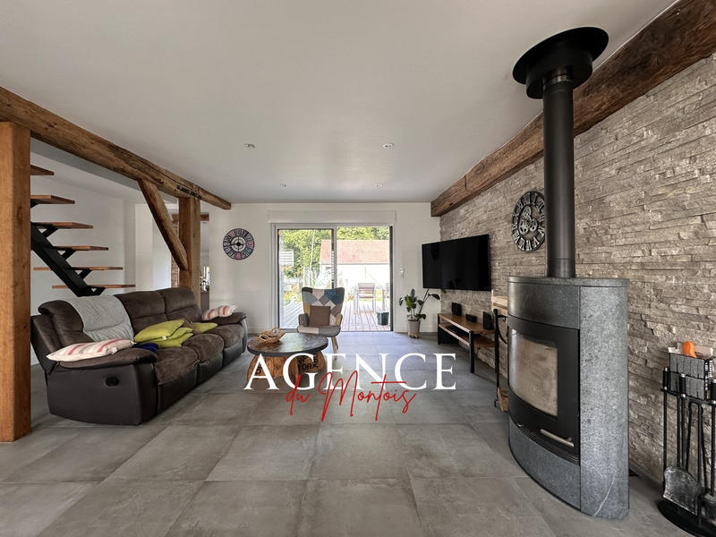 Maison - 142 m² - 6 pièces