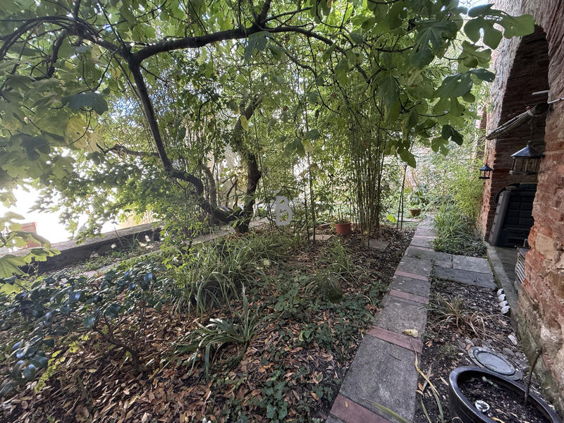 Maison - 236 m² - 7 pièces