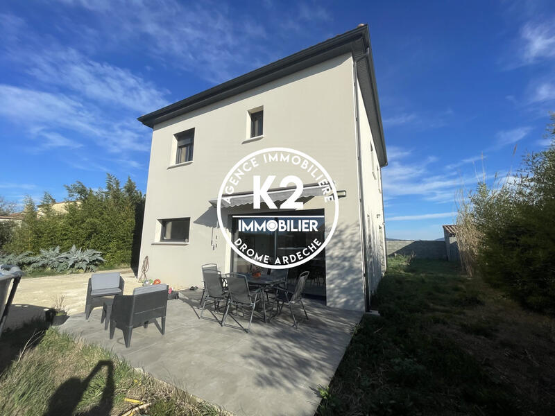 Villa - 119 m² - 4 pièces