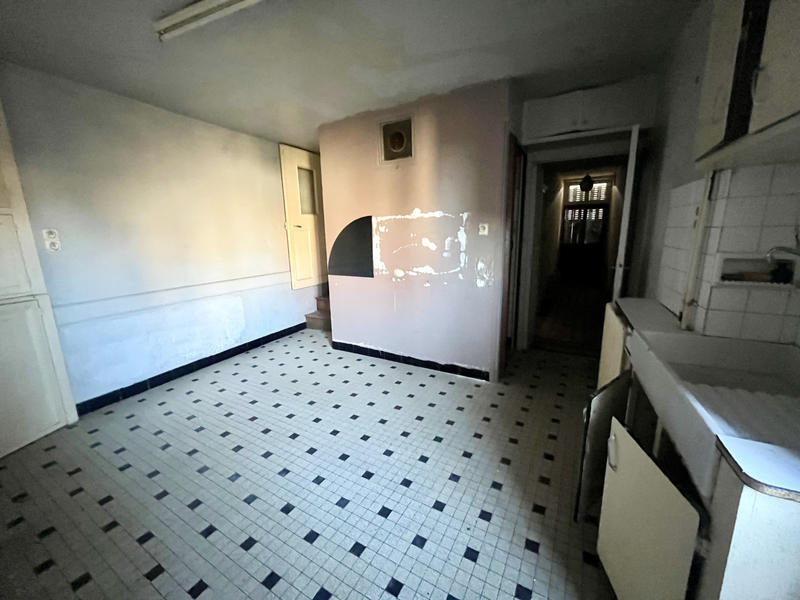 Propriété - 330 m² - 12 pièces