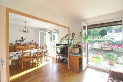 Maison - 104 m² - 6 pièces