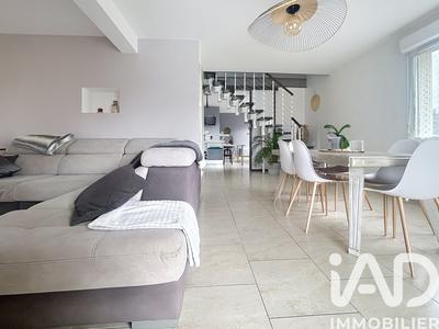 Maison - 137 m² - 5 pièces