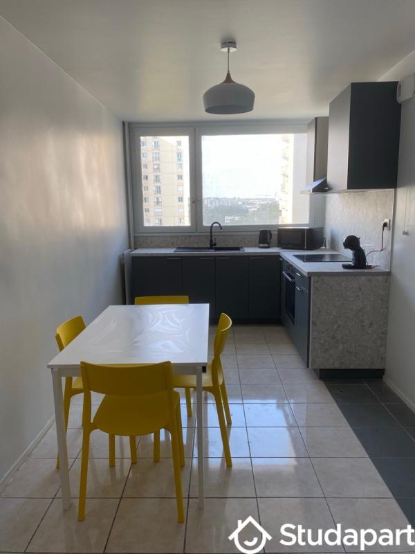 Chambre - 10 m² - 1 pièce