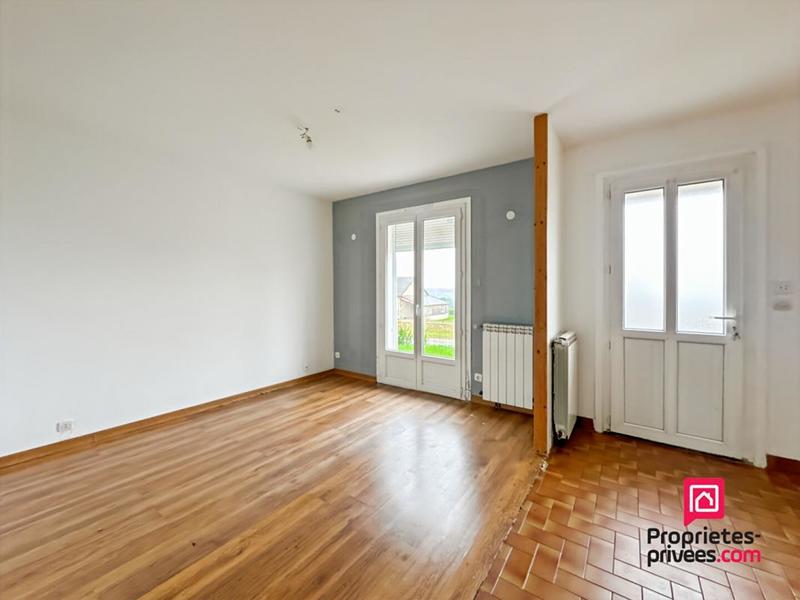 Maison - 99 m² - 5 pièces