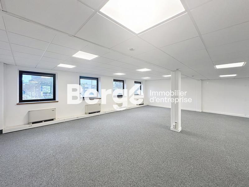 Bureau - 168 m²
