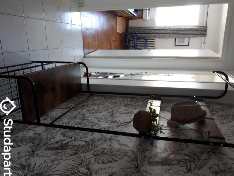 Chambre - 11 m² - 1 pièce