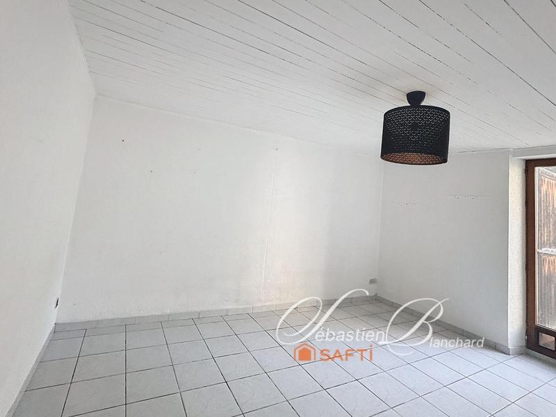 Maison - 87 m² - 5 pièces