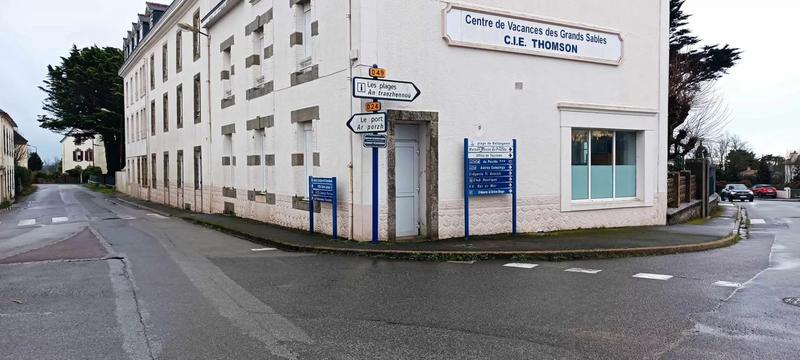 Terrain constructible - 852 m²