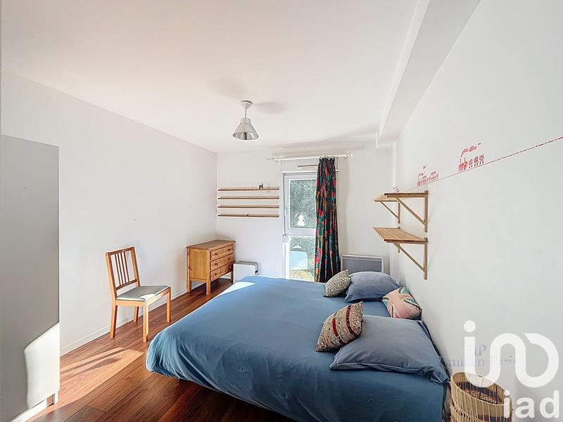 Maison - 360 m² - 13 pièces