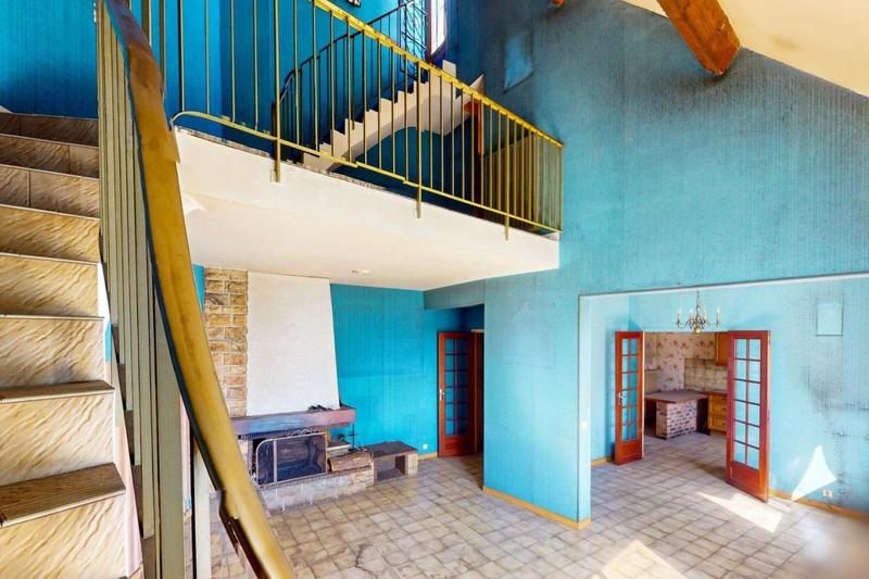 Appartement - 98 m² - 4 pièces