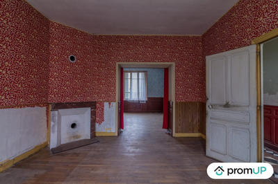 Maison ancienne - 216 m² - 7 pièces